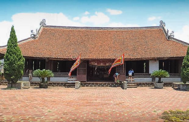 Mong Phu Communal House